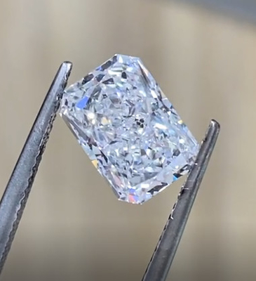 1ct Radiant Shape Laboratuvarı Yaratılmış Beyaz Renksiz Büyümüş CVD Elmaslar Tüm Şekiller Mümkün IGI Sertifikalı