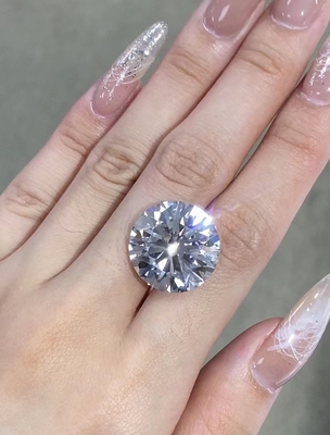 Büyük Boyutlu 7ct Lab Yaratılmış Beyaz Elmaslar G Rengi Yuvarlak Parlak Kesim Kolye