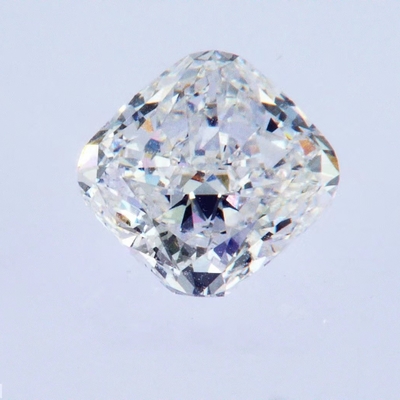 Fabrika Toptan Satış Kare Yastık Şekli 3.3CT Laboratuvarda Büyütülürken Büyütülür CVD Beyaz Elmas IGI Sertifikalı