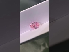 %100 Karbon Laboratuvarında Yetiştirilen Pembe Elmaslar İnsan Yapımı Sentetik Elmas